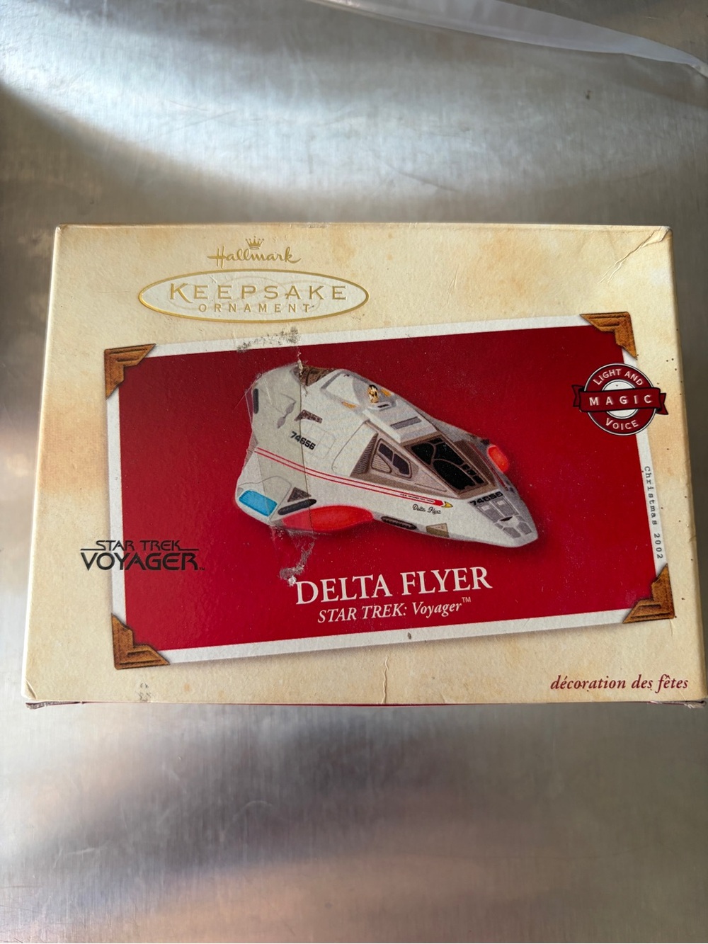 Hallmark Keepsake Star Trek Voyager Delta Flyer Light Up Ornament 2002